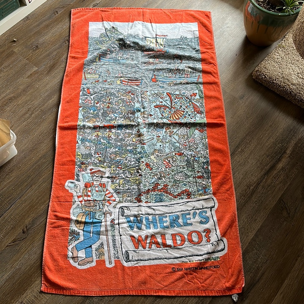 🏖️ Vintage 1991 Where’s Waldo Beach Towel | Retro Character Collectible